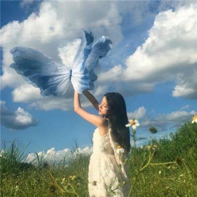 下午一点的她